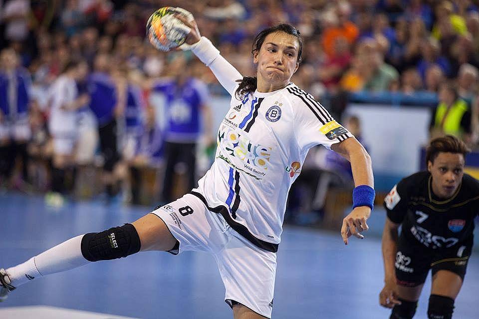 SESPORT - Capixaba é eleita melhor jogadora de handebol do mundo