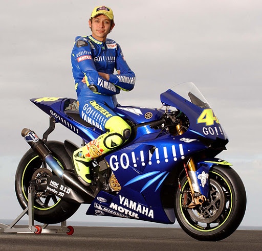 Os 9 melhores momentos de Valentino Rossi na Yamaha Factory Racing