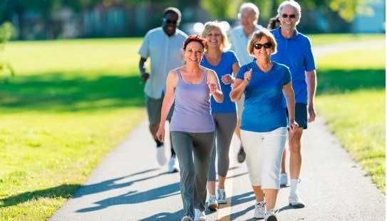 As 7 melhores atividades físicas para idosos