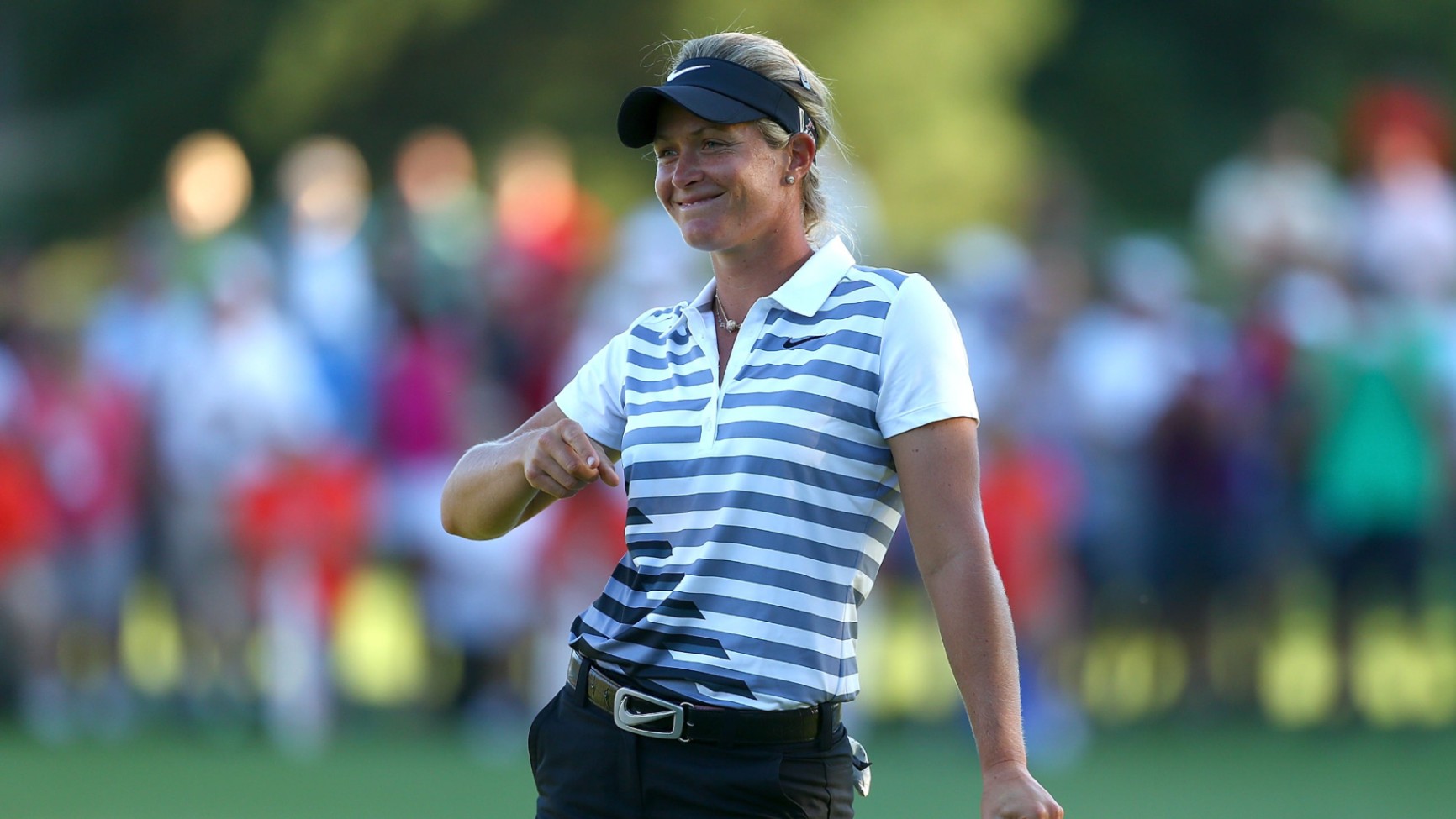 Suzann Pettersen - toda mulher que quer jogar golfe deve conhecer ela