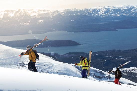 Conheça os melhores lugares do mundo para praticar snowboard